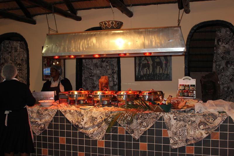 Gooderson Dumazulu Lodge Hluhluwe Ngoại thất bức ảnh