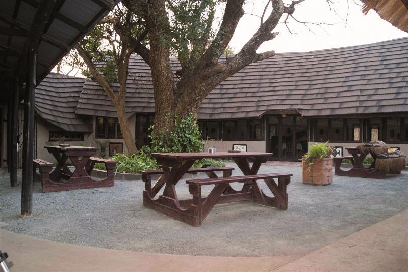 Gooderson Dumazulu Lodge Hluhluwe Ngoại thất bức ảnh