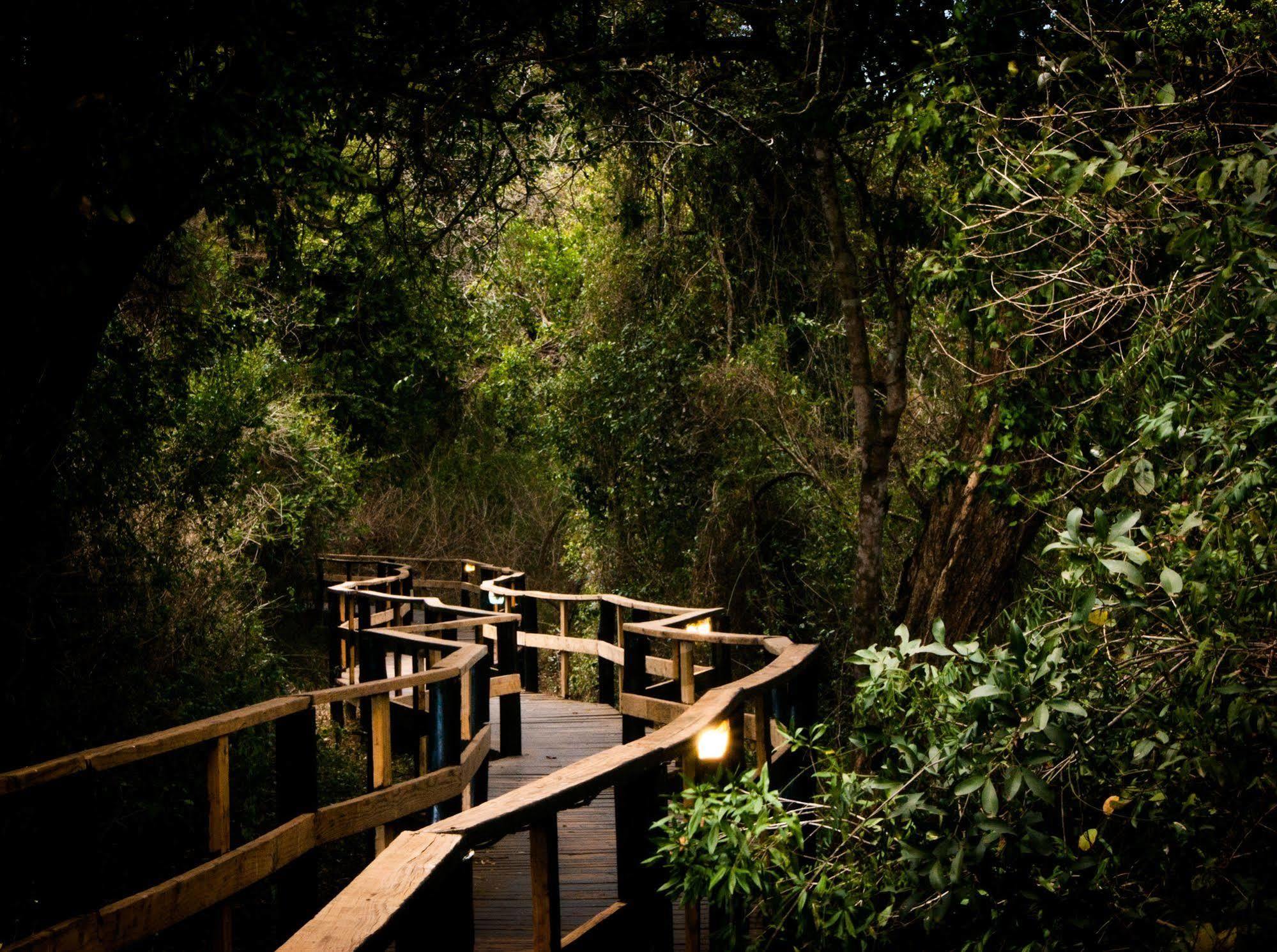 Gooderson Dumazulu Lodge Hluhluwe Ngoại thất bức ảnh
