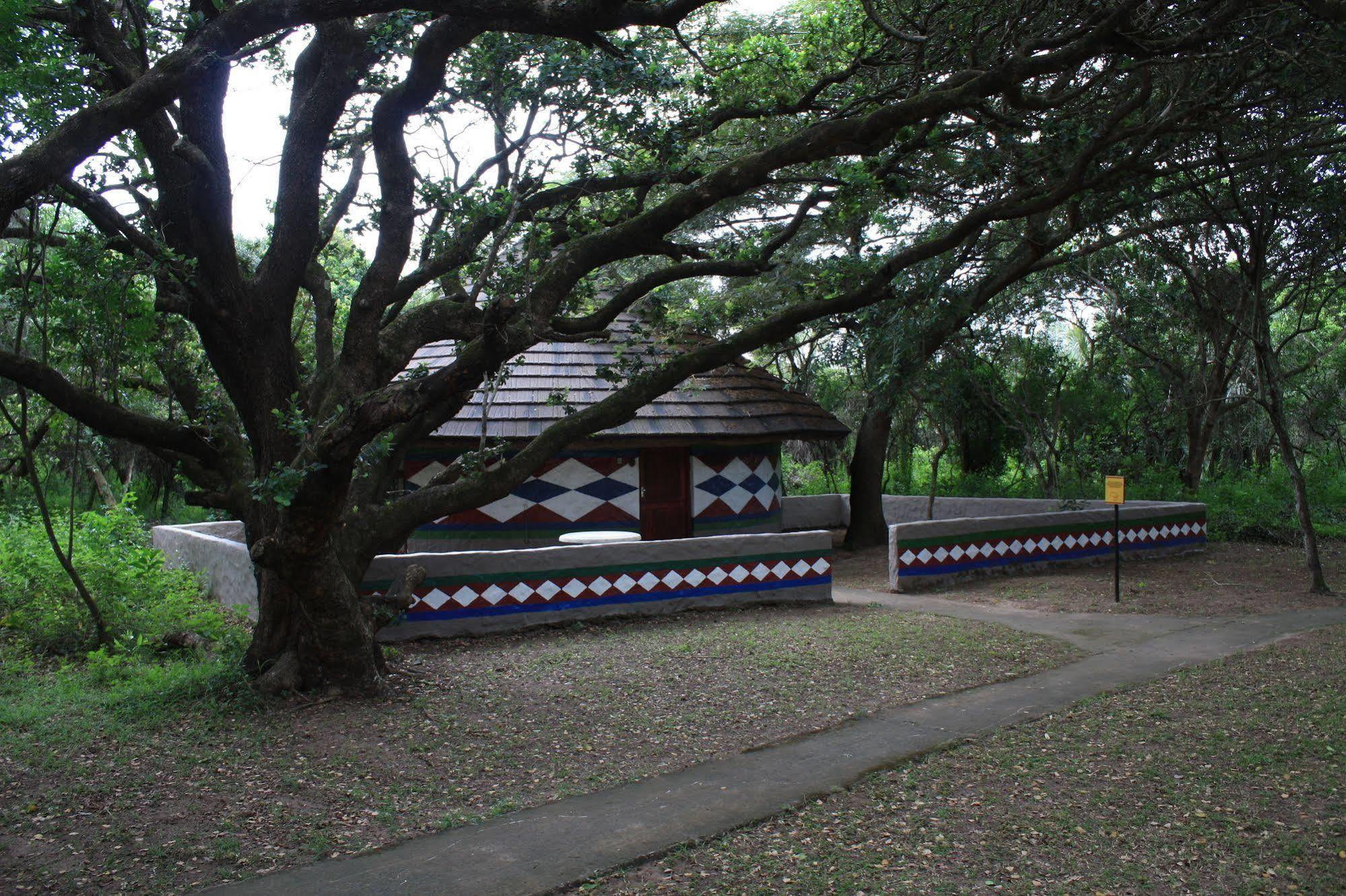 Gooderson Dumazulu Lodge Hluhluwe Ngoại thất bức ảnh