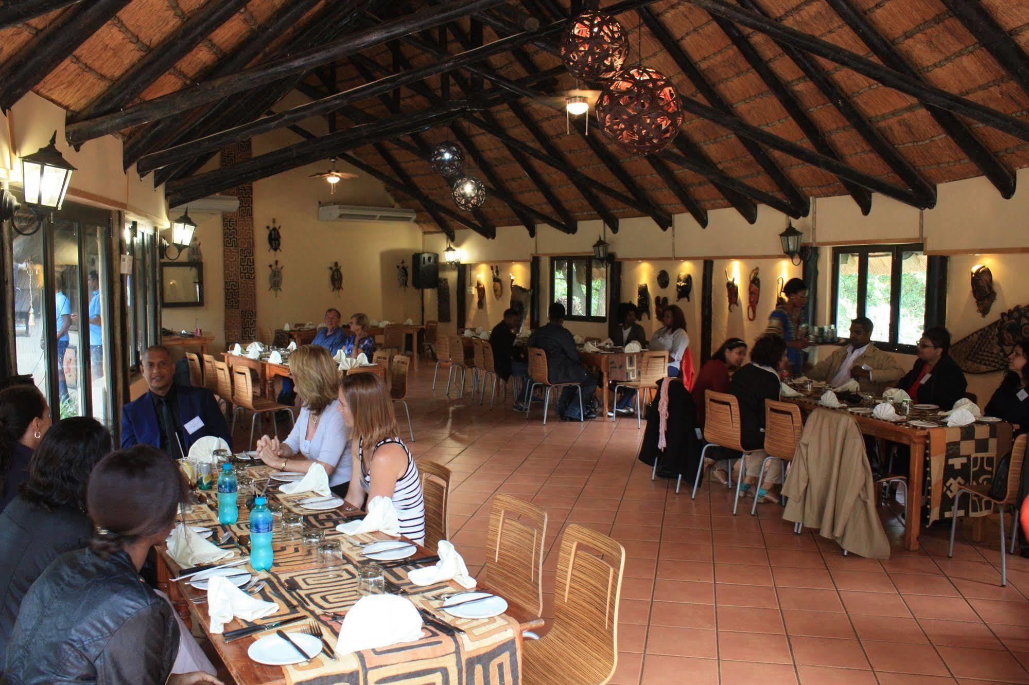 Gooderson Dumazulu Lodge Hluhluwe Ngoại thất bức ảnh