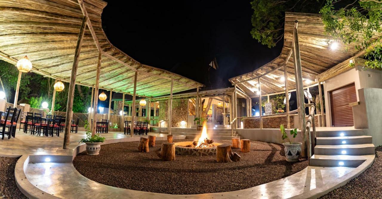 Gooderson Dumazulu Lodge Hluhluwe Ngoại thất bức ảnh